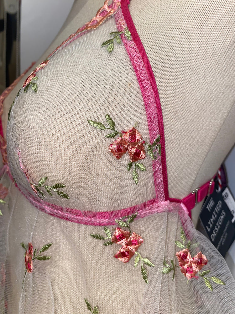 Ensemble nuisette transparent à broderies florales