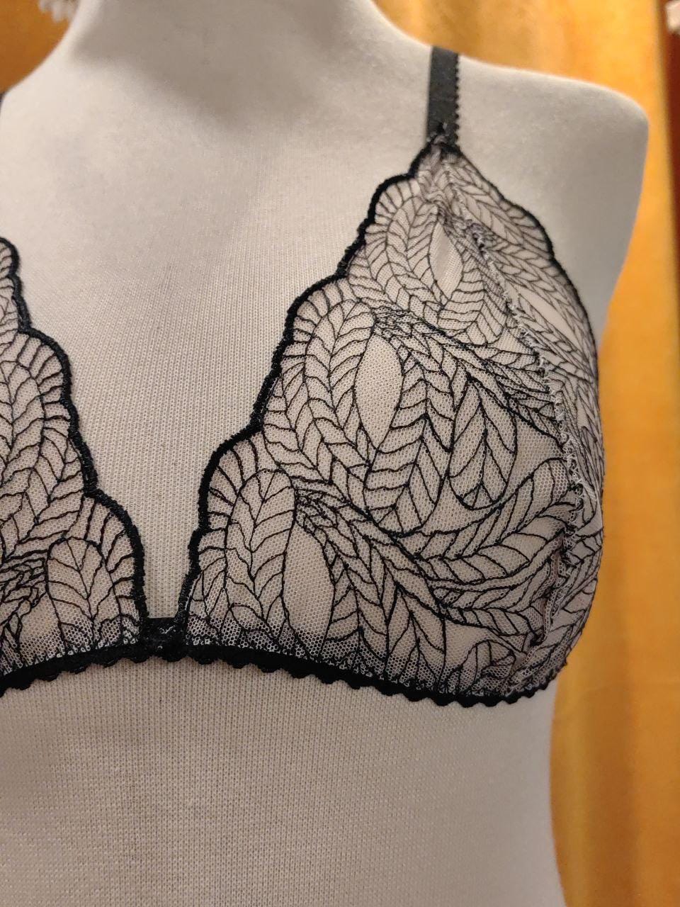Handmade in Istanbul - Black Leaf Embroidered Lace Lingerie Set – Handmade Bra and Thong