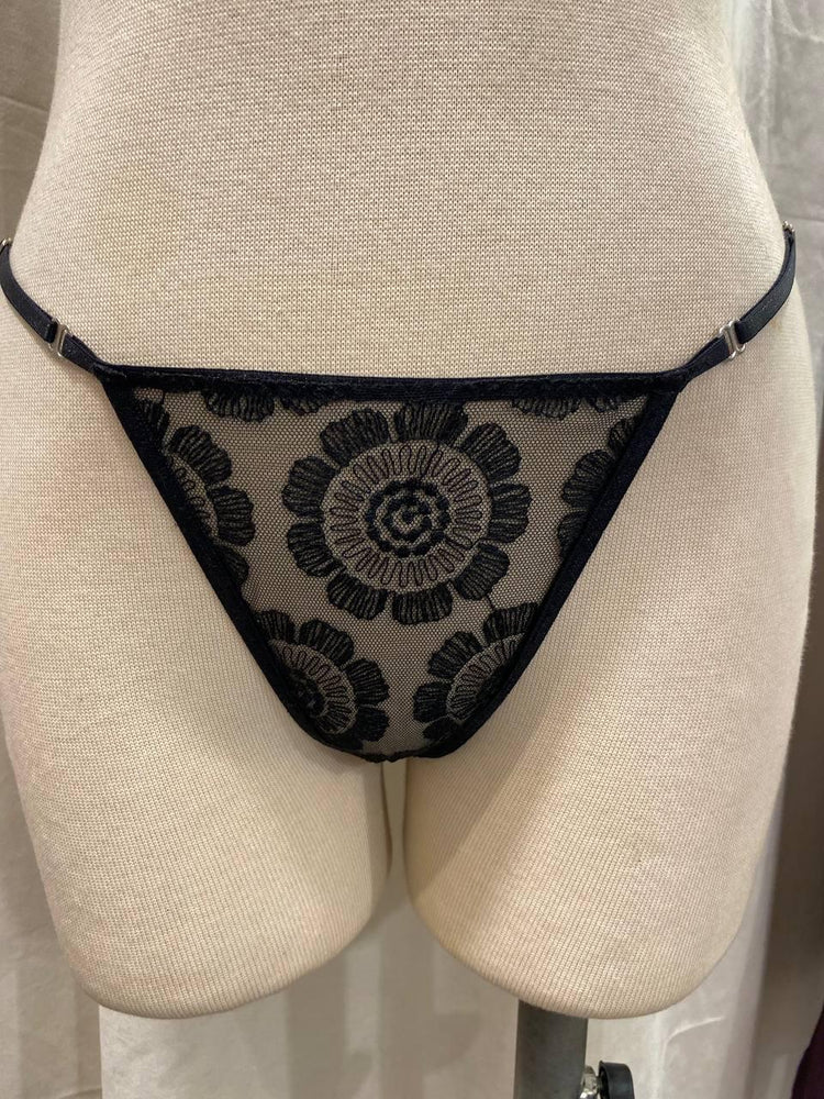Handmade in İstanbul Black Sheer Floral Embroidered Thong