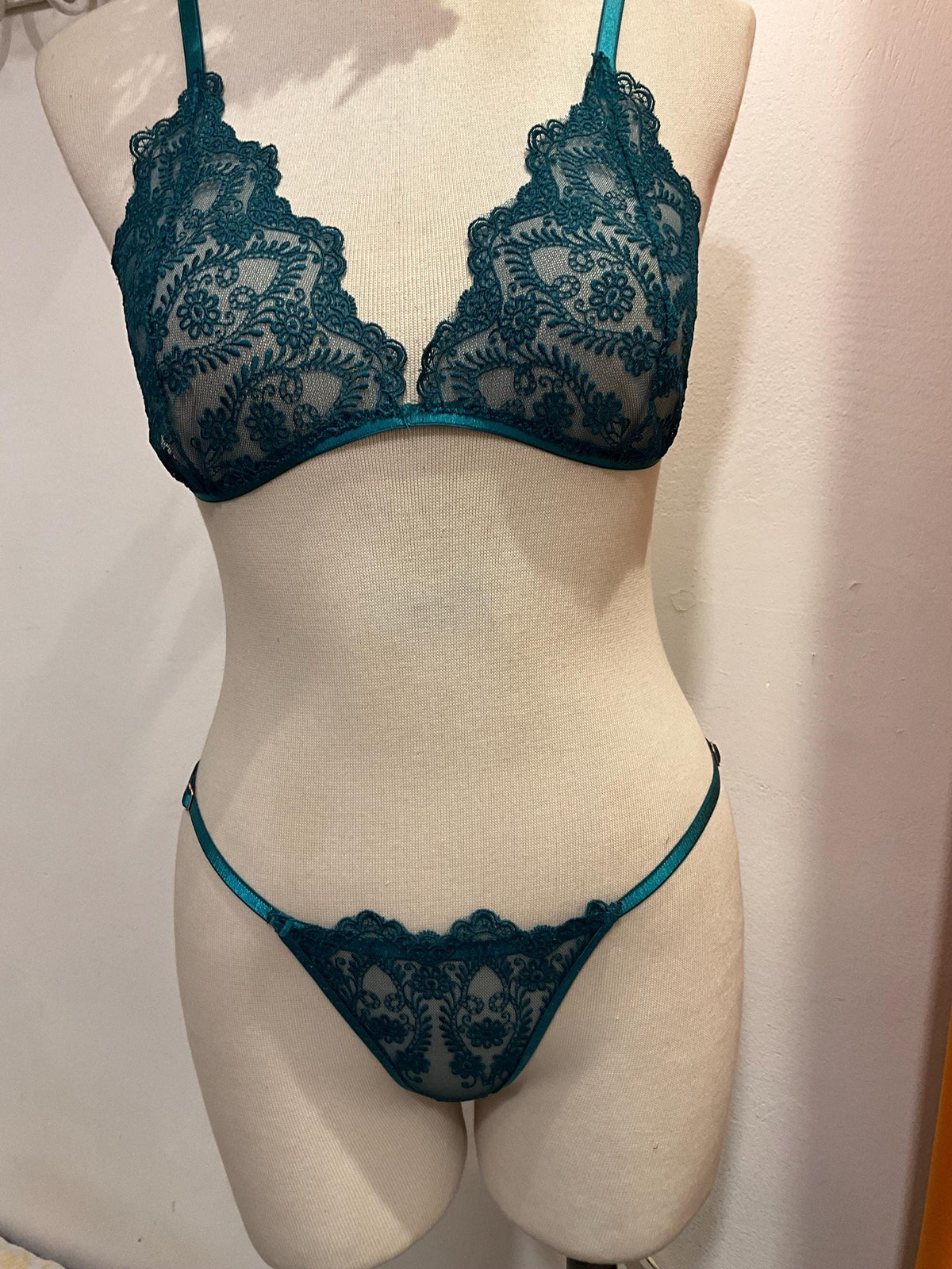 Emerald Green Floral Lace Lingerie Set • Sheer Embroidered Bralette & Thong • Sexy Mesh Underwear • Christmas Gift for Her